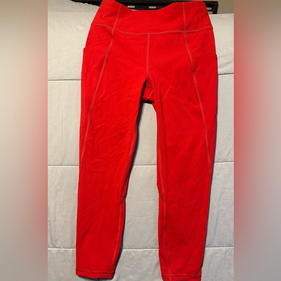 Lululemon Time To Sweat Crop 23" - Dark Red - Picture 5 of 6